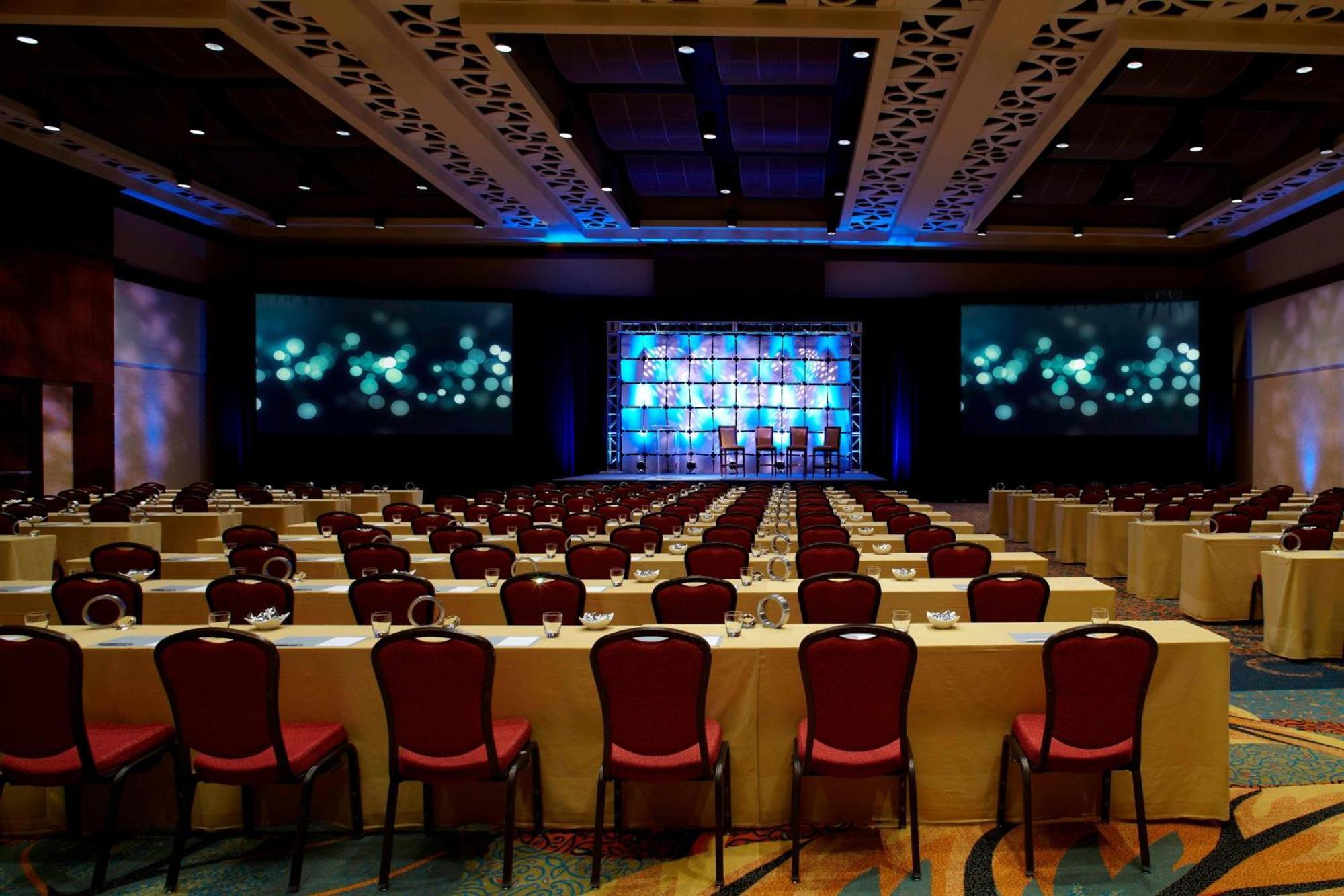 Renaissance Montgomery Hotel & Spa At The Convention Center Екстер'єр фото