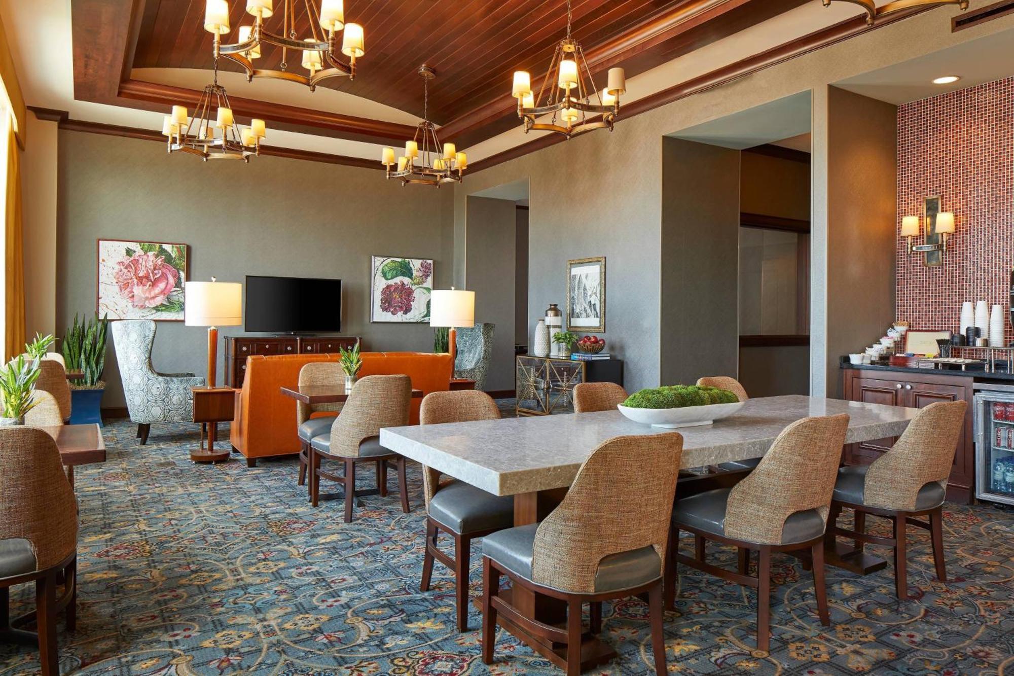 Renaissance Montgomery Hotel & Spa At The Convention Center Екстер'єр фото