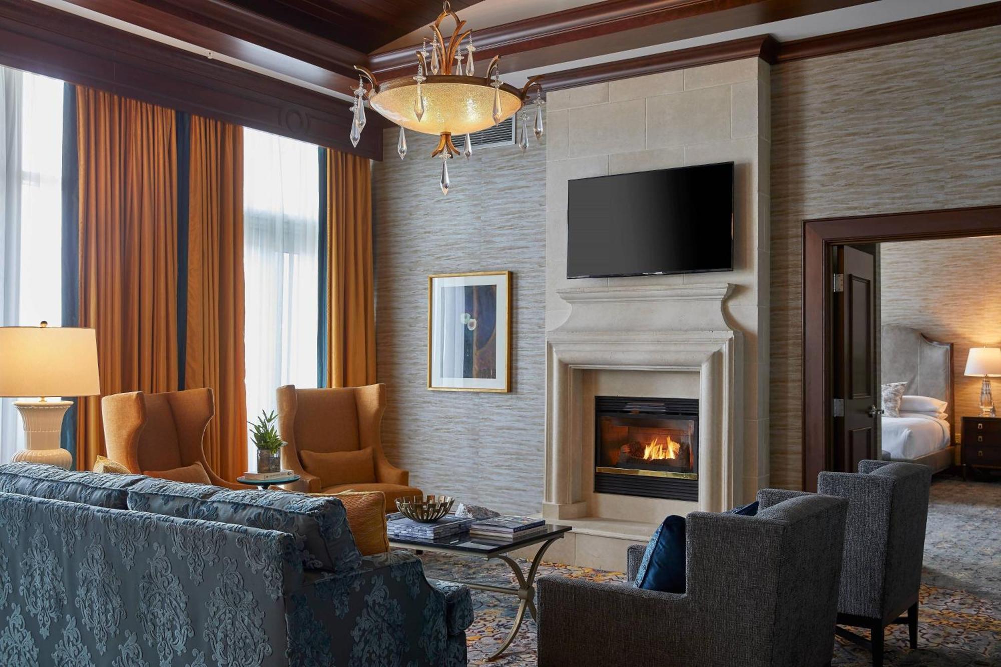 Renaissance Montgomery Hotel & Spa At The Convention Center Екстер'єр фото