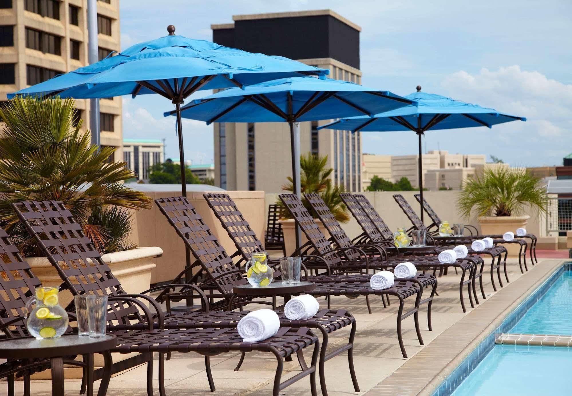 Renaissance Montgomery Hotel & Spa At The Convention Center Екстер'єр фото